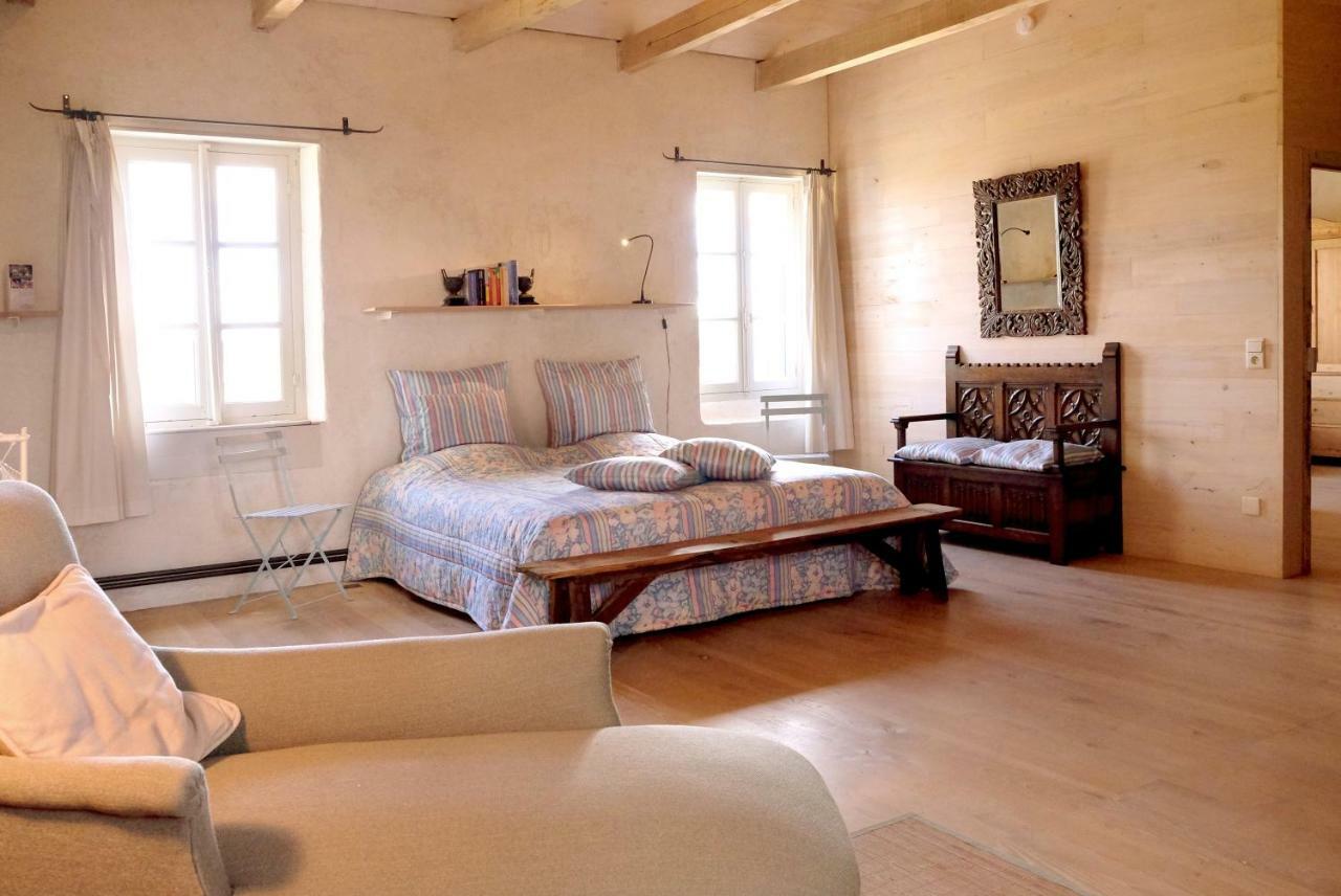 Bed and Breakfast Le Couvent De Neuviale Parisot  Экстерьер фото
