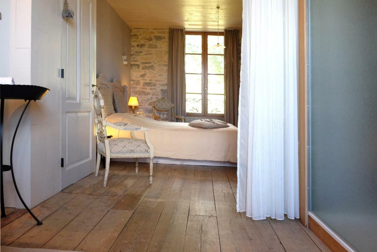 Bed and Breakfast Le Couvent De Neuviale Parisot  Экстерьер фото